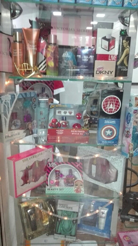 Imagen 4 de 4 de Perfume Niño Capitan America Y Hombre Araña