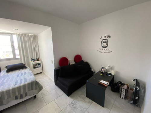 Departamento En Venta - 3 Dormitorios 2 Baños - Cochera - 100mts2 - Mar Del Plata