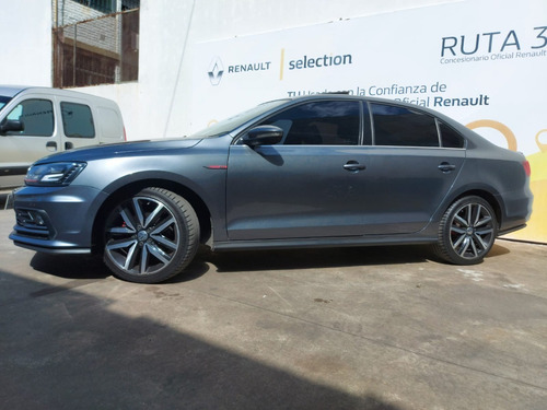Imagen 21 de 25 de Volkswagen Vento Gli 2.0 Oferta Por Km