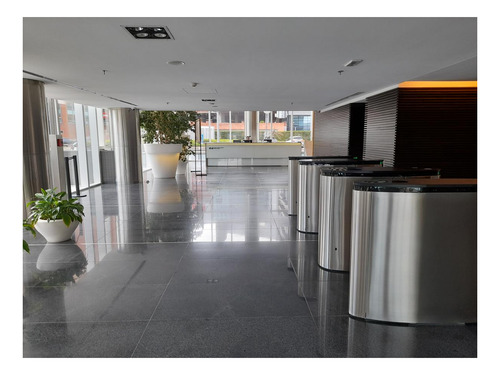 Imagen 3 de 24 de Oficina Alquiler En World Trade Center - Wtc Torre 4 Piso Entero