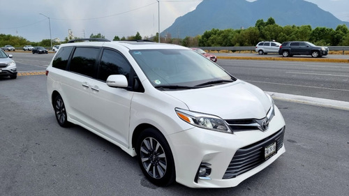 Imagen 2 de 11 de Toyota Sienna Limited 2020