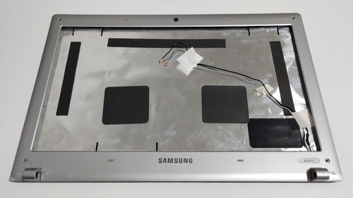 Carcasa Samsung Rv511 Back + Bezel (punta Golpeada )