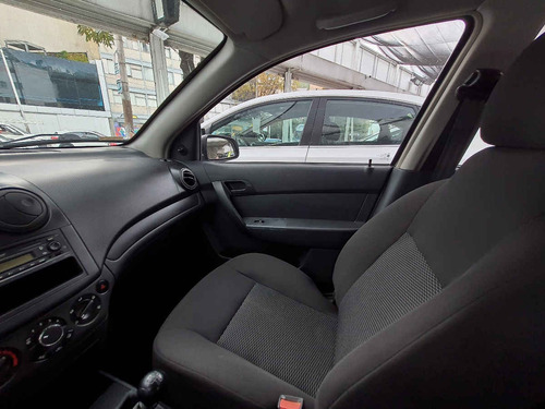 Imagen 14 de 14 de Chevrolet Aveo 2015 4p Lt L4/1.6 Man