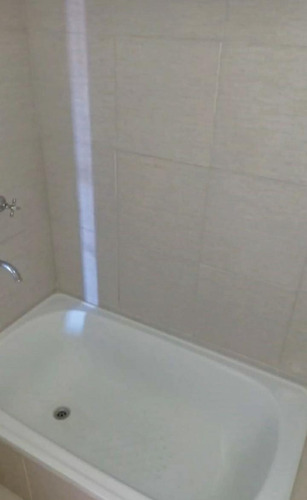 Venta Departamento Monoambiente En Edificio Itati 8