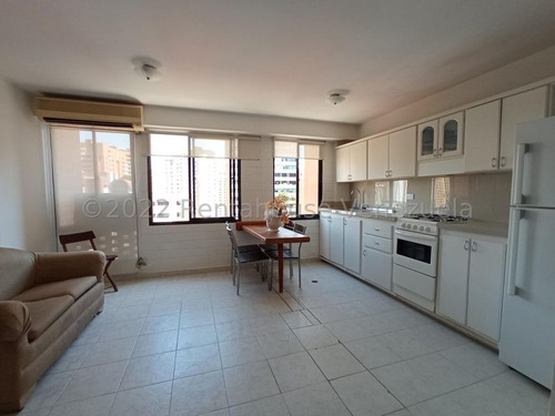 Imagen 6 de 13 de Rentahouse Celeste Nuñez 04244475408 Cod #22-23727