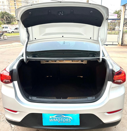Chevrolet Onix Plus 10tat Lt1