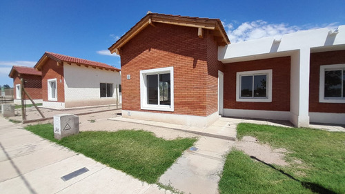 Casa En Venta En Barrio Natania 23