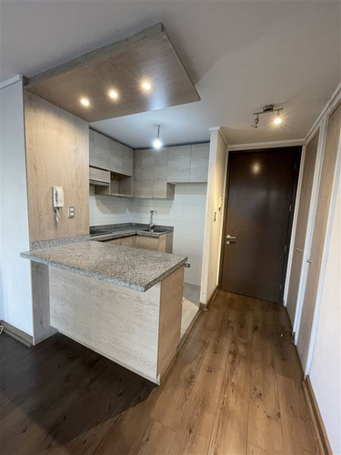 Rebajado, En Venta 1d1b Incluye Bodega, A Pasos Del Metro