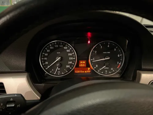 BMW Serie 3 2.5 325ia At