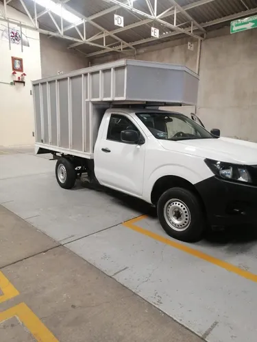 Nissan NP300 2.5 Pick-up Dh Pack Seg Mt