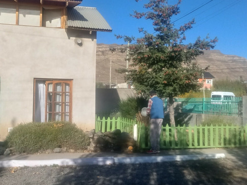 Imagen 4 de 21 de Complejo Casa Dos Plantas ,tres Dúplex Y Un Monoambiente.