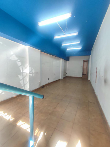 Local Comercial En Flores Centro