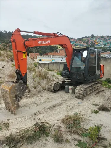 Retroexcavadora Itachi 70 2000