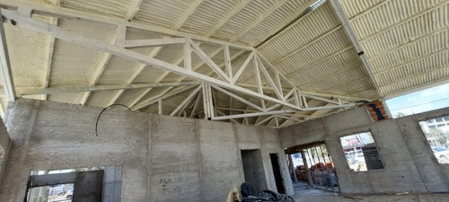 Imagen 1 de 5 de Poliuretano Expandido Proyectado
