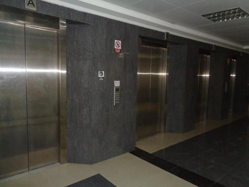 Imagen 3 de 30 de Oficina En Venta En Barquisimeto (este) Ref. 21-1931 @lcda. Elim Ojeda