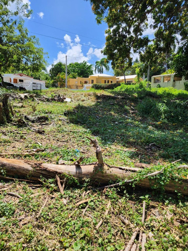 Vendo Hermoso Terreno De Aproximada 1,260 Metros Cuadrado A 300 Metros De La Playa Ubicado En El Proyecto Turístico Costambar, Puerto Plata República Dominicana