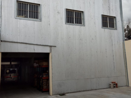 Victoria. Galpón De 314m2 En Zona Industrial.