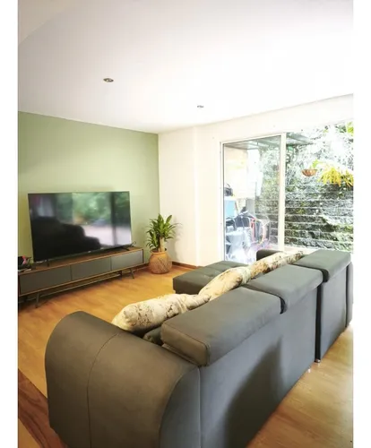 Vendo Casa 3 Niveles En El Poblado Castropol