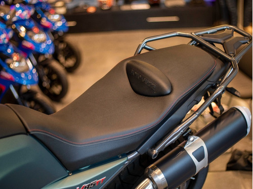 Imagen 17 de 25 de Moto Guzzi V85 Tt Verde Financiación Disponible