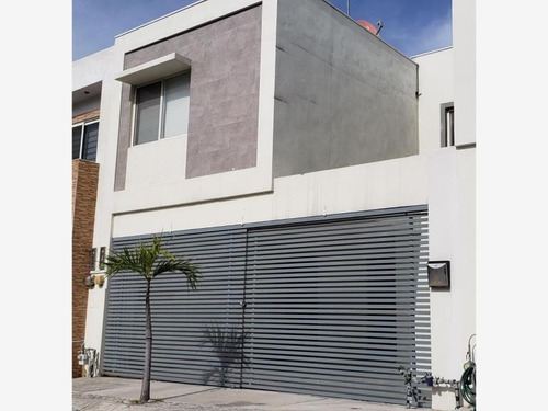 Imagen 1 de 12 de Casa Sola En Renta Las Lomas Sector Jardines