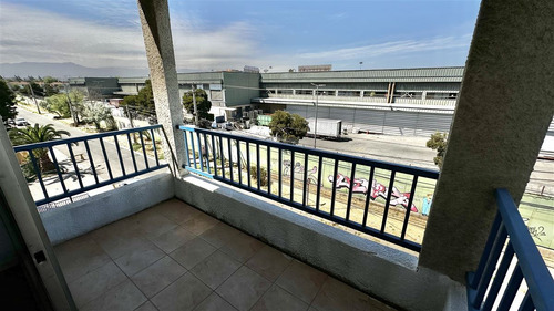Departamento En Venta De 3 Dorm. En Cerrillos
