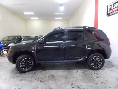 Renault Duster 1.6 Dynamique Dakar 2016 (top) + Midnav