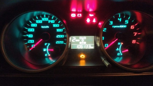 Mitsubishi Pajero Tr4 2.0 Flex 4x4 Mecânica 5p