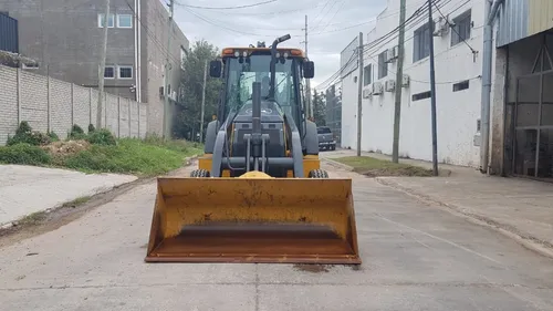 Retroexcavadora John Deere 310 L