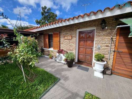 Imagen 3 de 19 de Casa Zona Roosevelt