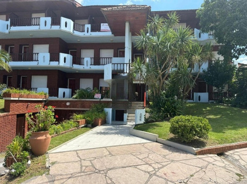 Departamento En Venta - 3 Dormitorios 2 Baños - Villa Gesell