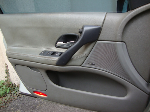 Renault Laguna 3.0 V6 Privilége
