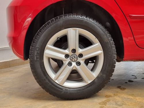 Imagen 7 de 7 de Volkswagen Fox 1.6 Msiv 2015