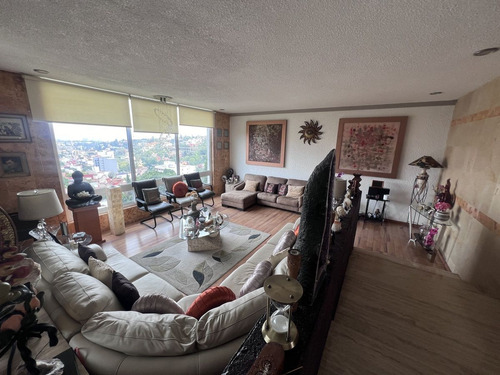 Hermosa Casa En Venta - Lomas De Tecamachalco - Ubicacion Privilegiada.