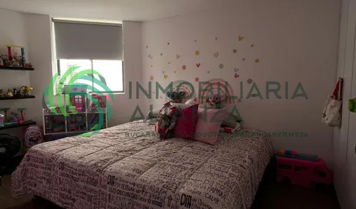 Apartamento En Venta En Altos De Cabecera. Cod V61720