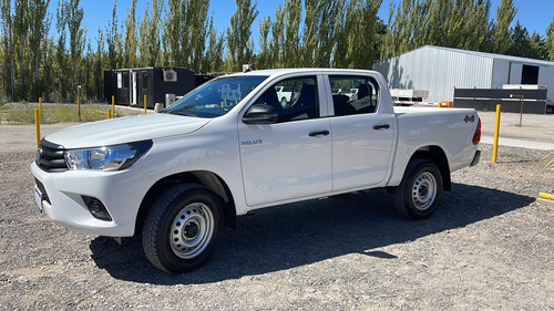 Toyota Hilux 2.4 Cd Dx 150cv 4x4