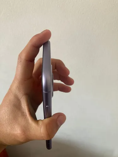 Apple iPhone 11 (64 Gb) - Morado (Usado)