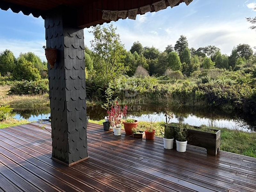 Hermosa Casa Con Laguna | Club De Campo