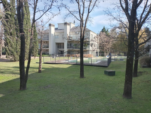 Departamento 2 Dormitorios Pileta Vista Lago Entrega 1 Mayo