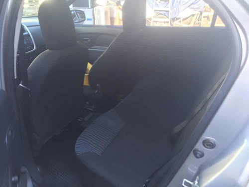 Renault Logan 1.6 Authentique 85cv 2015
