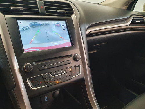 Imagen 13 de 15 de Ford Fusion Se Luxury Hibrido 2017