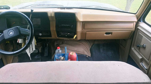 Ford F-100 Deluxe