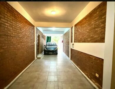 Imagen 8 de 30 de Excelente Inmueble, Actualmente Cochería ( Opcional )