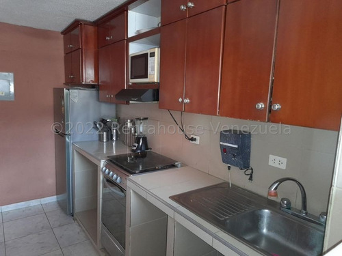 Imagen 7 de 11 de Apartamento En Venta En Turmero Los Nisperos Db 23-599