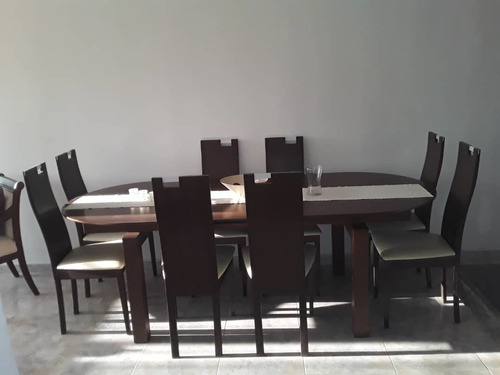 Comedor De 8 Puestos, Adaptable A 6,y Dos Poltronas Adiciona