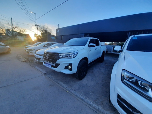 Imagen 3 de 10 de Toyota Hilux 2.8 Cd Srx 177cv 4x2 At 2018