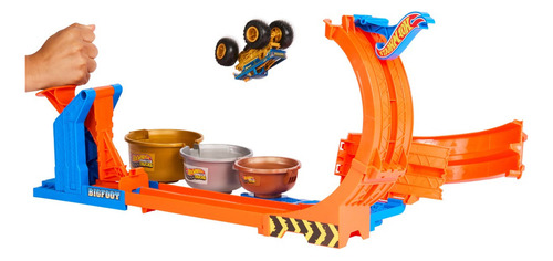 Hot Wheels Monster Trucks Competencia De Big Foot Giros Multicolor