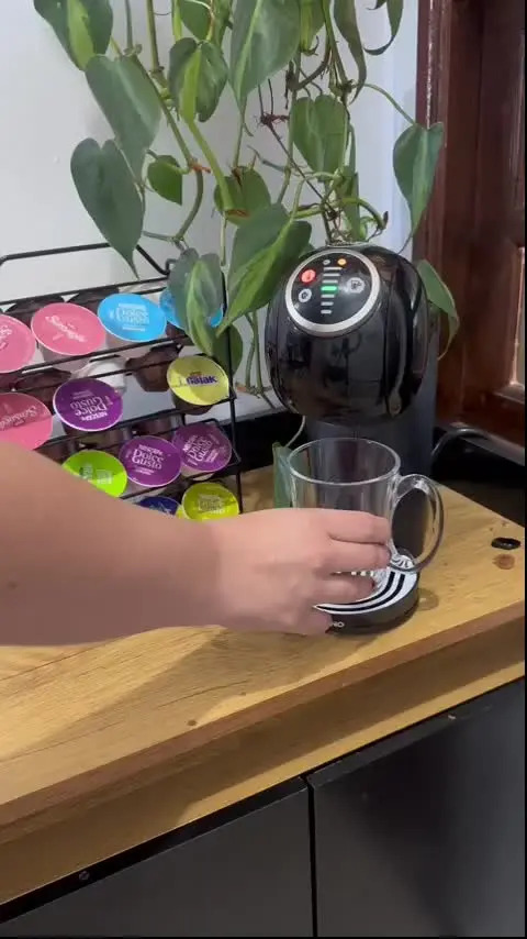 Cafeteira Nescafé Dolce Gusto Genio S Basic Taupe 110v | MercadoLivre