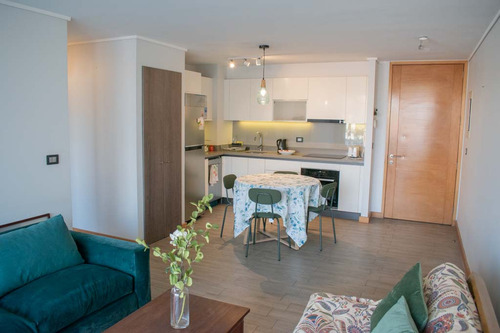 Arriendo Depto Amoblado 2 Habitaciones - Pedro Torres (5254)