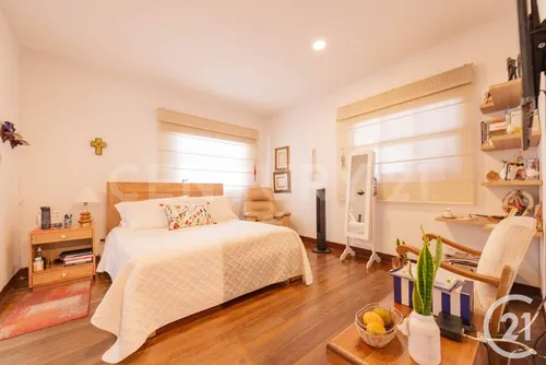 Venta Casa Laureles A Una Cuadra Y Media Del Primer Parque Excelente Ubicación