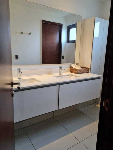 Casa Parque En Condominio, Craighouse - Santiago College